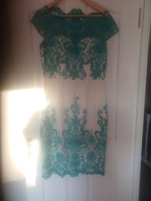 Chi chi london dress