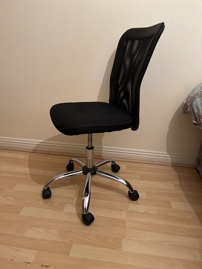 Office chair height adjustable