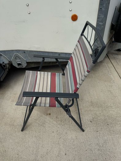 6 outdoor chairs