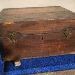 wooden sextaon box