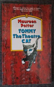 Maureen Potter / Tommy The Theatre Cat / 1st paperback edition/ 1989