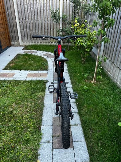 YT Capra mountain bike - Medium