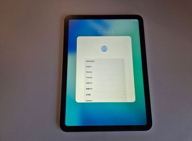 Apple iPad A16 128GB Wi-Fi + Smart Folio