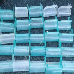 cage feeders