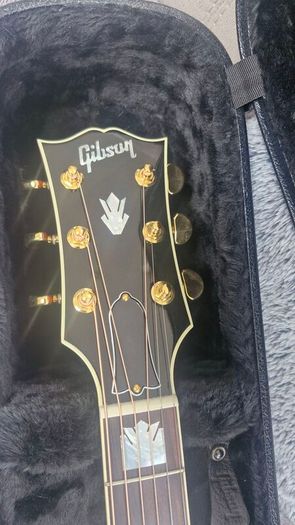 gibson sj200