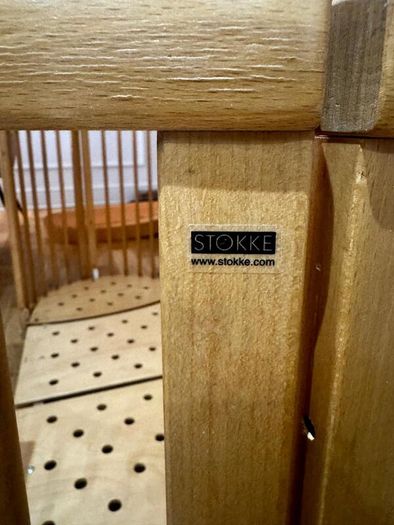 Stokke V2 Baby Cot with Mattress