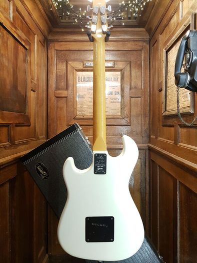 Burns London The Marvin 40th Anniv. Limited Edition  2004
