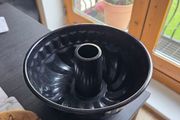 Bundt Baking Tin