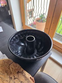 Bundt Baking Tin
