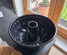 Bundt Baking Tin