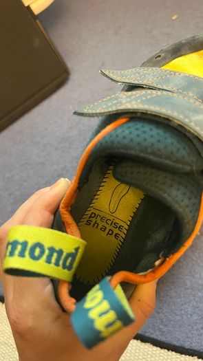 Climbing shoes