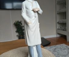 Nao by Lladro