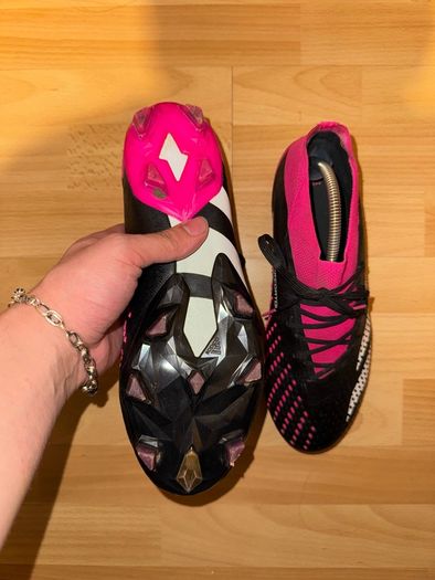 Adidas Predator Accuracy.1 FG Black Shock Pink GW4569