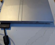 Sony PlayStation 2 slim plus extras