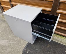 Filling cabinet