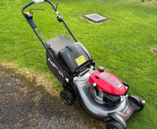 Honda lawnmower HRN 536
