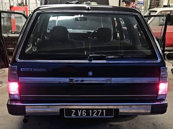 Nissan 300c estate