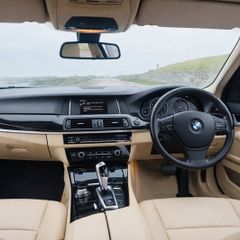 BMW 5 Series Automatic 2013 - clean car