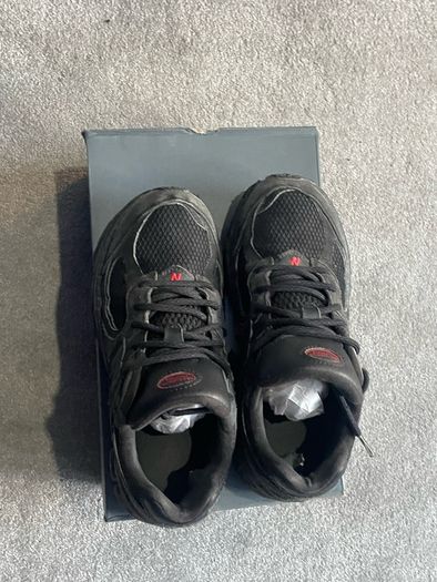 New balances 2002r