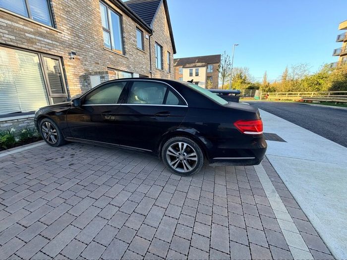 Mercedes-Benz E300 2013 Avantgarde Diesel Hybrid