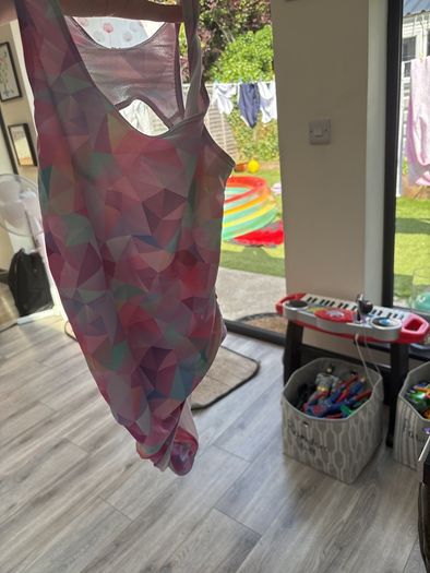girls swimsuit