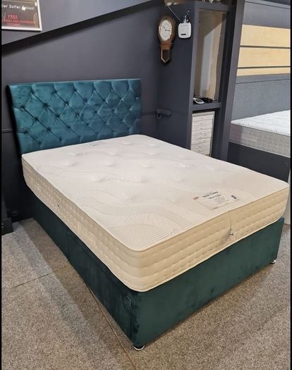 Double 4ft6 5ft King And 6ft Superking Sizes Divan Beds Instock. Tufted Mattresses And Optional Drawers Available