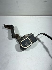 Bmw 7 Series Headlight Level Sensor Fits Left & Right Side 6788569 F01 2009 A1l1b619g