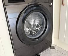 Washing Machine Series 5 Ai Energy 9kg - Black