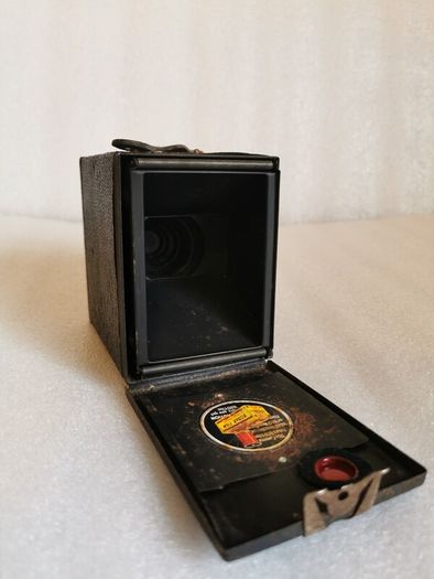 Kodak Six-20 Brownie Junior (Super Model)