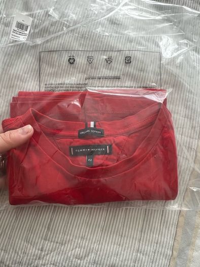 tshirt boy Tommy Hilfiger 152cm size 11-12 years