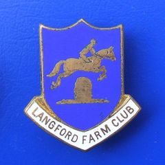 LANGFORD FARM CLUB (equestrian centre) - club membership badge (1980's / 1990's)