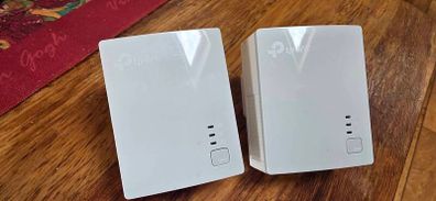 TPLink Powerline ethernet adapters (pair)