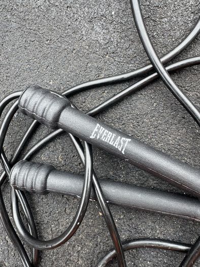 Everlast skipping  rope