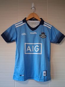 Dublin Jersey.  Official Oneills Dublin GAA Home Jersey.  Youths Boys Girls Age 9 To 10 Years. Collect In Dublin Or Receive Via Post.