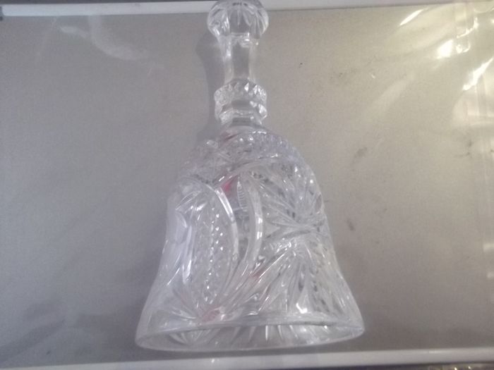 a cut glas bell