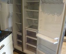 Samsung Fridge Freezer shelves