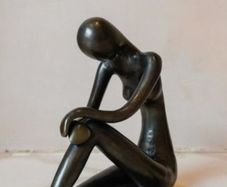 Sitting Lady - Bronze