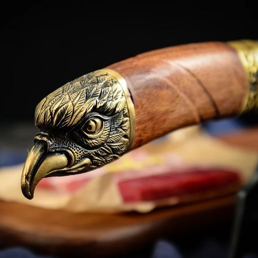 Knife for bone 9inch very heavy and Sharp 950grs Di'Casteel engrave your name