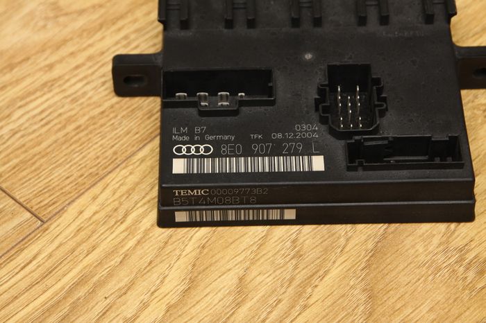 Audi A4 B6/B7 MCE Module central Electric, High Version, Long Coding