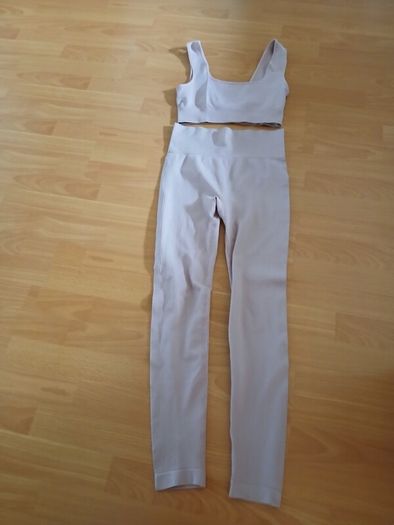 Brand New Dusty Pink Sports Wear Top & Bottoms