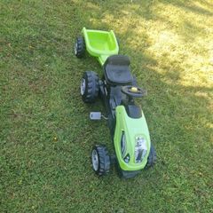Smoby tractor