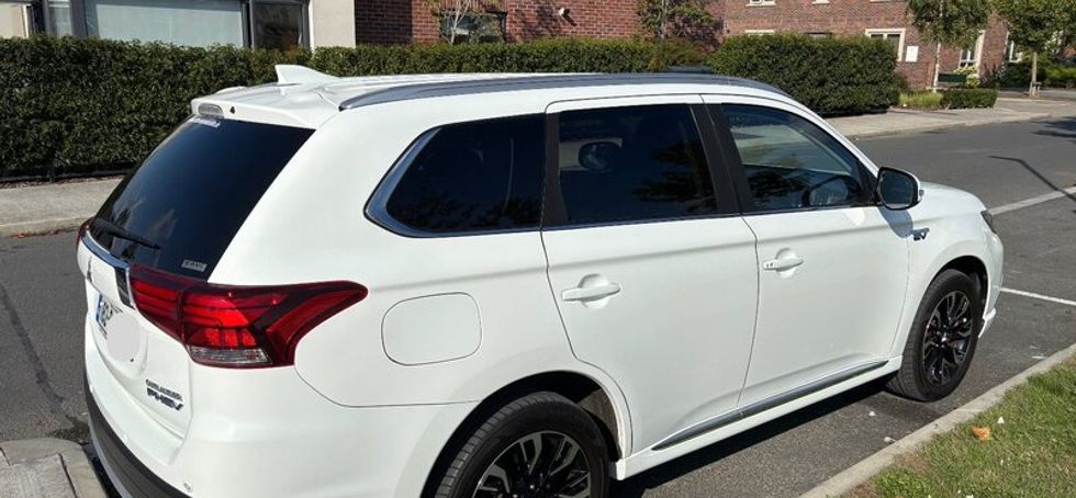 Mitsubishi Outlander 2018 - Plug-in Hybrid - 2.0L