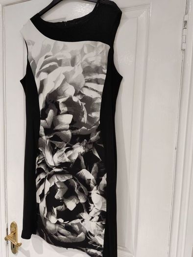 M and S Dress Size 18