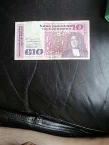 1981 Ireland Series B 10 pound Banknote