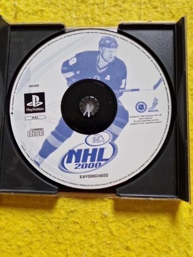 NHL 2000  PlayStation1 ps1 PlayStation2 ps2 games Original