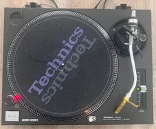Technics SL-1210 Mk2