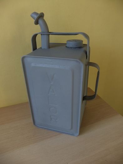 Old Valor Parrafin Esso Blue Tin