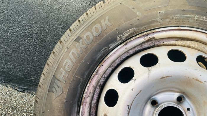 215-65-R16 C wheels for Renault van Hankook tires
