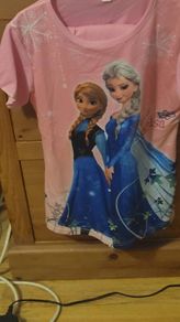 Girls 3/4 length Frozen pjs.