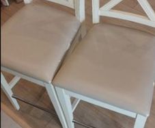 2 island stools